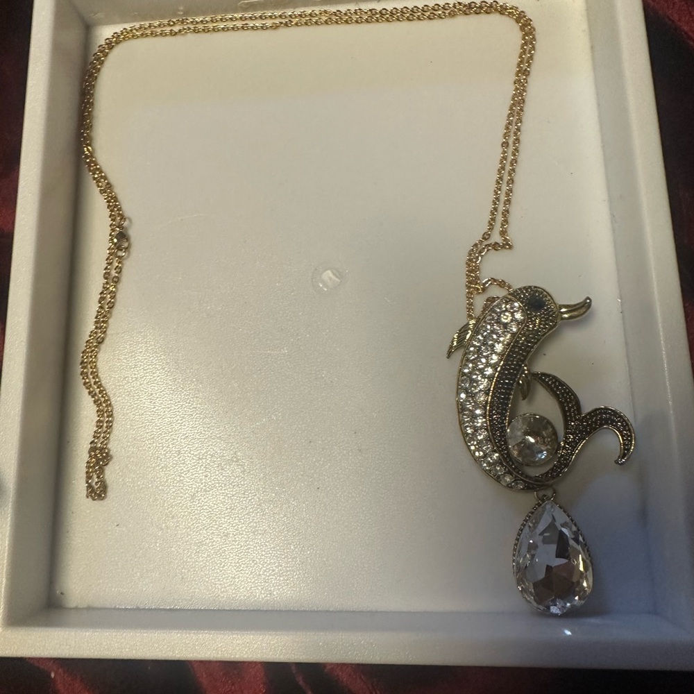 Elegant Gold Dolphin Pendant Necklace